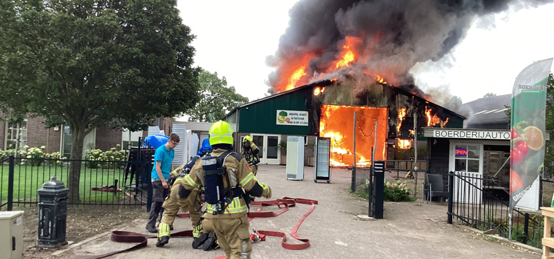Brand boerderijwinkel Drongelen