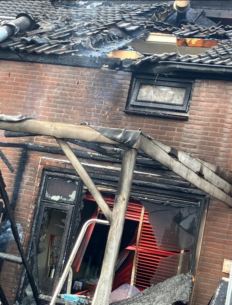 brandschade aan woning en dak