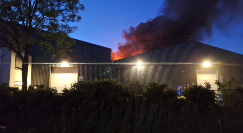 Vlammen en rook brand Dongen
